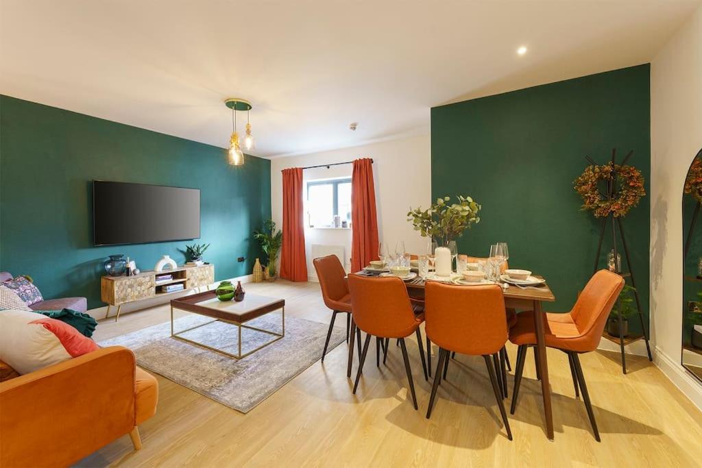 Lilyturf - 2 Bedroom Luxury Apartment By Mint Stays Μπρίστολ Εξωτερικό φωτογραφία